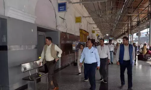 Amritsar रेलवे स्टेशन पर विश्व स्तरीय सुविधाओं का उन्नयन किया जाएगा Amritsar रेलवे स्टेशन पर विश्व स्तरीय सुविधाओं का उन्नयन किया जाएगा