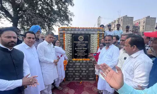 MP Manish Tewari ने सेक्टर 40, मलोया में विकास कार्यों का उद्घाटन किया MP Manish Tewari ने सेक्टर 40, मलोया में विकास कार्यों का उद्घाटन किया