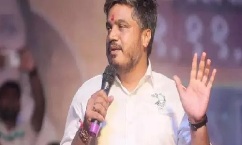 30 करोड़ का कचरा घोटाला साबित, सीएम के पास अनुमति नहीं थी: Rohit Pawar 30 करोड़ का कचरा घोटाला साबित, सीएम के पास अनुमति नहीं थी: Rohit Pawar