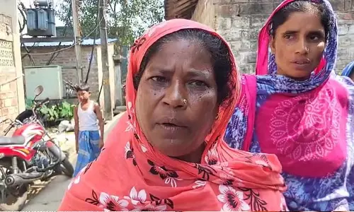 वह SIR को लेकर बहुत चिंतित थी, रविवार को महिला की अचानक तबियत खराब हुई और उसकी मौत हो गई वह SIR को लेकर बहुत चिंतित थी, रविवार को महिला की अचानक तबियत खराब हुई और उसकी मौत हो गई