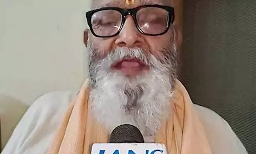 रामलला के दरबार में पूरा हुआ 25 साल पुराना व्रत, तमिलनाडु के दंपती ने अयोध्या में मनाई शादी की रजत जयंती