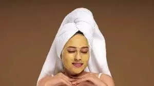Masoor Dal Face Pack: चमकदार त्वचा के लिए बनाएं ये घरेलू फेस पैक Masoor Dal Face Pack: चमकदार त्वचा के लिए बनाएं ये घरेलू फेस पैक