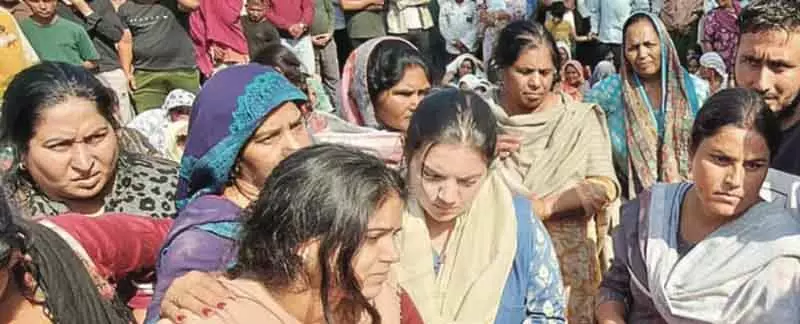 देवयानी राणा ने PDD मजदूर के अंतिम संस्कार में सुरक्षा व्यवस्था की मांग की देवयानी राणा ने PDD मजदूर के अंतिम संस्कार में सुरक्षा व्यवस्था की मांग की