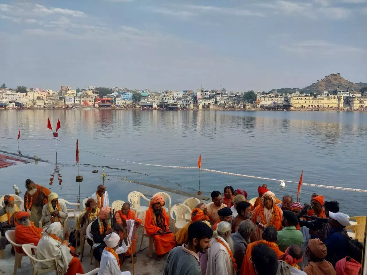 Bareilly: लापता युवक का शव घर की दूसरी मंजिल पर लटकता मिला Bareilly: लापता युवक का शव घर की दूसरी मंजिल पर लटकता मिला