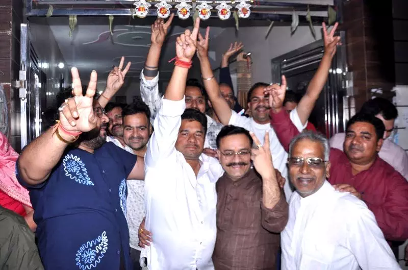 Rohtak में क्रिकेटर शेफाली के विश्व कप में शानदार प्रदर्शन का जश्न Rohtak में क्रिकेटर शेफाली के विश्व कप में शानदार प्रदर्शन का जश्न