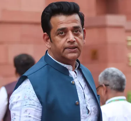 14 नवंबर को बिहार उत्सव मनाएगा, लालू का प्रचार कानून का उल्लंघन: रवि किशन 14 नवंबर को बिहार उत्सव मनाएगा, लालू का प्रचार कानून का उल्लंघन: रवि किशन