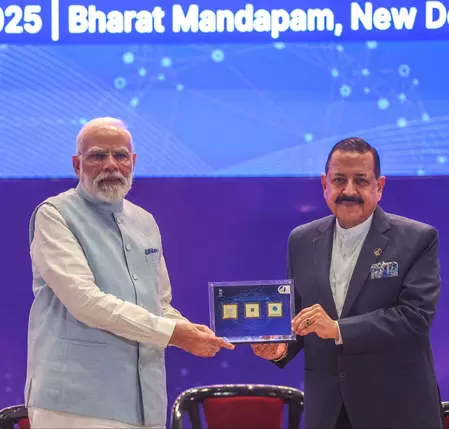 ईएसटीआईसी 2025 भारत की बड़ी टेक छलांग से यादगार बन गया : जितेंद्र सिंह ईएसटीआईसी 2025 भारत की बड़ी टेक छलांग से यादगार बन गया : जितेंद्र सिंह