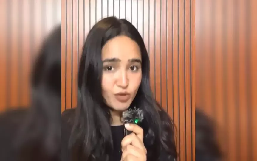 महिला पर्यटक उत्पीड़न मामला, आरोपी टैक्सी चालकों का लाइसेंस होगा रद्द महिला पर्यटक उत्पीड़न मामला, आरोपी टैक्सी चालकों का लाइसेंस होगा रद्द