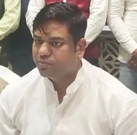 एनडीए के लोग विपक्षी नेताओं की जासूसी करवा रहे हैं : मुकेश सहनी एनडीए के लोग विपक्षी नेताओं की जासूसी करवा रहे हैं : मुकेश सहनी