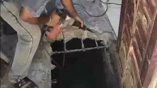 Noida: सेप्टिक टैंक में गिरने से दो भाइयों की मौत Noida: सेप्टिक टैंक में गिरने से दो भाइयों की मौत
