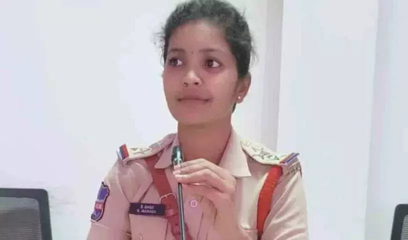SI Manasa का कहना है कि 10 बजे के बाद डीजे बजाने की अनुमति नहीं SI Manasa का कहना है कि 10 बजे के बाद डीजे बजाने की अनुमति नहीं