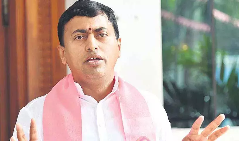 BRS नेता राकेश रेड्डी ने मंत्री अजहरुद्दीन की पोस्ट पर टिप्पणी की आलोचना की BRS नेता राकेश रेड्डी ने मंत्री अजहरुद्दीन की पोस्ट पर टिप्पणी की आलोचना की