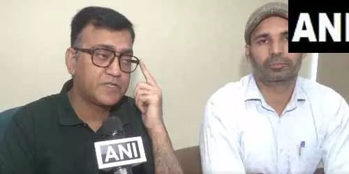 बठिंडा में खरीदा टिकट लगा 11 करोड़ की दिवाली बंपर लॉटरी, चंडीगढ़ में दावा पेश बठिंडा में खरीदा टिकट लगा 11 करोड़ की दिवाली बंपर लॉटरी, चंडीगढ़ में दावा पेश