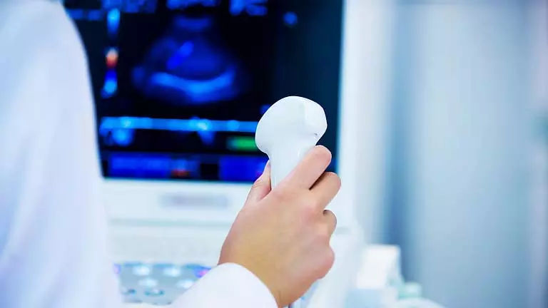 Sonography मशीन खराब, मरीज को 5 किलोमीटर पैदल चलना पड़ा Sonography मशीन खराब, मरीज को 5 किलोमीटर पैदल चलना पड़ा