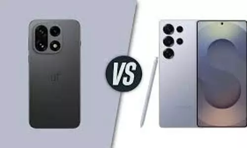 OnePlus 15 vs Samsung Galaxy S25 Ultra: क्या सैमसंग के महंगे फोन को टक्कर दे पाएगा किफायती वनप्लस 15 OnePlus 15 vs Samsung Galaxy S25 Ultra: क्या सैमसंग के महंगे फोन को टक्कर दे पाएगा किफायती वनप्लस 15