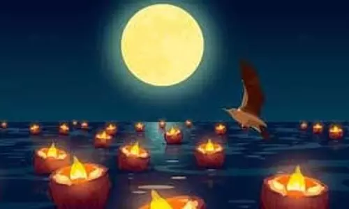 Kartik Purnima 2025 Muhurat : कार्तिक पूर्णिमा, जानें स्नान-दान का शुभ मुहूर्त और दीपदान का महत्व