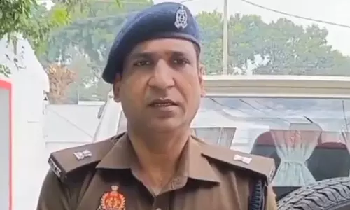 शादी समारोह में रोटियों पर थूक लगाकर परोसीं, आरोपी गिरफ्तार शादी समारोह में रोटियों पर थूक लगाकर परोसीं, आरोपी गिरफ्तार