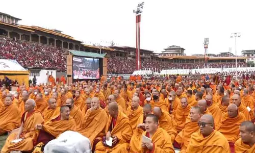 भूटान में वैश्विक शांति प्रार्थना महोत्सव, बौद्ध नेताओं का मिलन भूटान में वैश्विक शांति प्रार्थना महोत्सव, बौद्ध नेताओं का मिलन