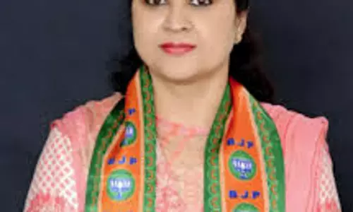 Jammu: विश्व कप जीत पर भारतीय महिला टीम को संजीता डोगरा का सलाम Jammu: विश्व कप जीत पर भारतीय महिला टीम को संजीता डोगरा का सलाम