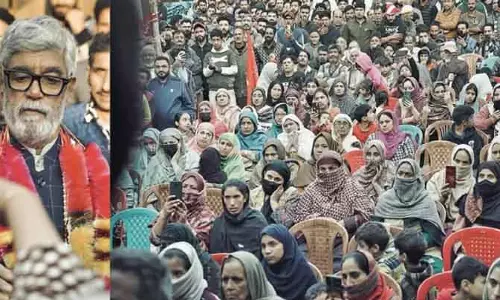 NC ने कैदियों के मुद्दे पर महबूबा पर ‘दोहरे मानदंड’ अपनाने का आरोप लगाया NC ने कैदियों के मुद्दे पर महबूबा पर ‘दोहरे मानदंड’ अपनाने का आरोप लगाया