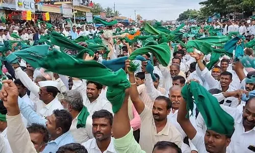 गन्ने की कीमत तय करने की मांग: राज्य में किसानों का विरोध प्रदर्शन तेज़ हुआ