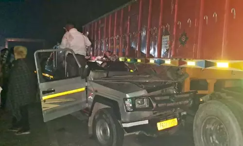 Kurukshetra में सड़क दुर्घटना में 3 की मौत, छह घायल Kurukshetra में सड़क दुर्घटना में 3 की मौत, छह घायल