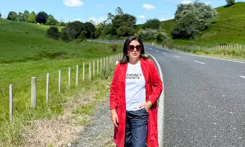 Farah Khan ने न्यूजीलैंड के हॉबिटन में किया फिल्मी दुनिया का अनुभव