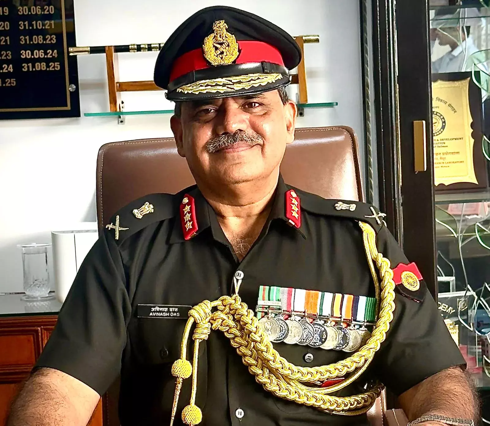 New Delhi: आर्मी हॉस्पिटल आर एंड आर के नए कमांडेंट बने लेफ्टिनेंट जनरल अविनाश दास New Delhi: आर्मी हॉस्पिटल आर एंड आर के नए कमांडेंट बने लेफ्टिनेंट जनरल अविनाश दास