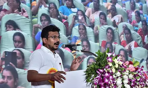 सेल्फ-हेल्प ग्रुप की महिलाओं के लिए एक और शानदार ऑफर: उदयनिधि ने घोषणा की सेल्फ-हेल्प ग्रुप की महिलाओं के लिए एक और शानदार ऑफर: उदयनिधि ने घोषणा की