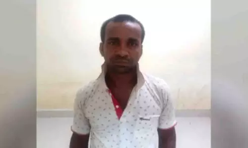मां-बेटी पर हमला, Bhubaneswar में आरोपी को पकड़ाया मां-बेटी पर हमला, Bhubaneswar में आरोपी को पकड़ाया