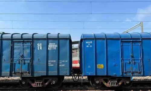 खुरदा रोड डिवीजन ने भारतीय रेलवे में रिकॉर्ड माल लदान हासिल किया खुरदा रोड डिवीजन ने भारतीय रेलवे में रिकॉर्ड माल लदान हासिल किया