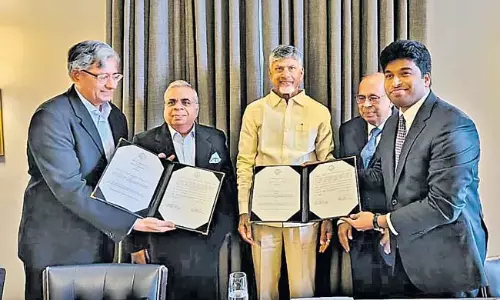 CM Chandrababu : हिंदुजा ने राज्य में 20,000 करोड़ का निवेश किया CM Chandrababu : हिंदुजा ने राज्य में 20,000 करोड़ का निवेश किया
