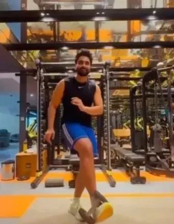 Jackky Bhagnani ने झूम शराबी हुक स्टेप को दिया अपना ट्विस्ट