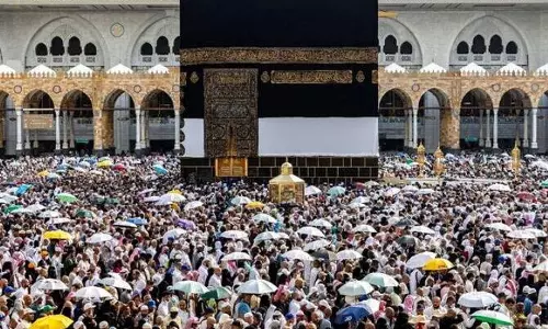 Hajj  2026: मुस्लिम-अल्पसंख्यक देशों के तीर्थयात्रियों के लिए रजिस्ट्रेशन हुआ शुरू