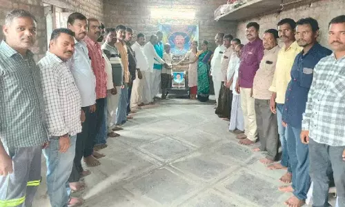 Chalamalla Srinivas के परिवार को वित्तीय सहायता