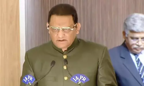 Telangana: अजहरुद्दीन को अल्पसंख्यक कल्याण, सार्वजनिक उद्यम विभाग मिले Telangana: अजहरुद्दीन को अल्पसंख्यक कल्याण, सार्वजनिक उद्यम विभाग मिले
