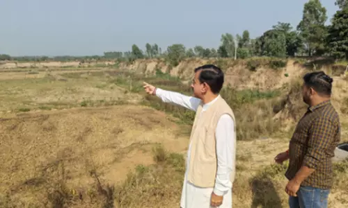 Punjab: भाजपा नेता का आरोप, कई एकड़ जमीन पर अवैध खनन Punjab: भाजपा नेता का आरोप, कई एकड़ जमीन पर अवैध खनन