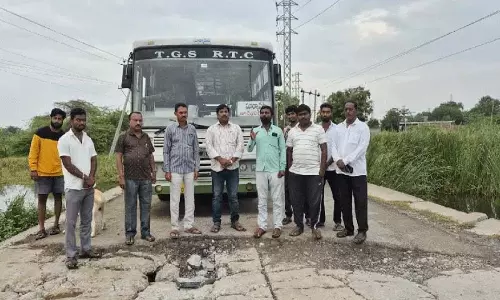 Suryapet तुंगतुर्थी रोड का निर्माण होना चाहिए