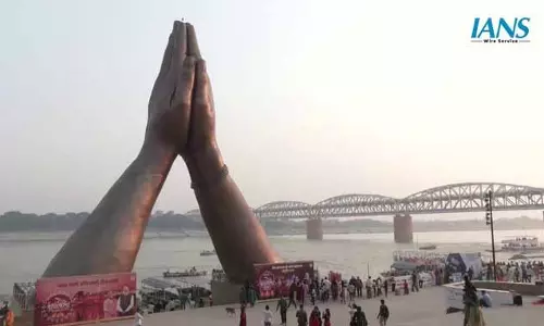 देव दीपावली से पहले काशी में भक्तों की उमड़ी भीड़