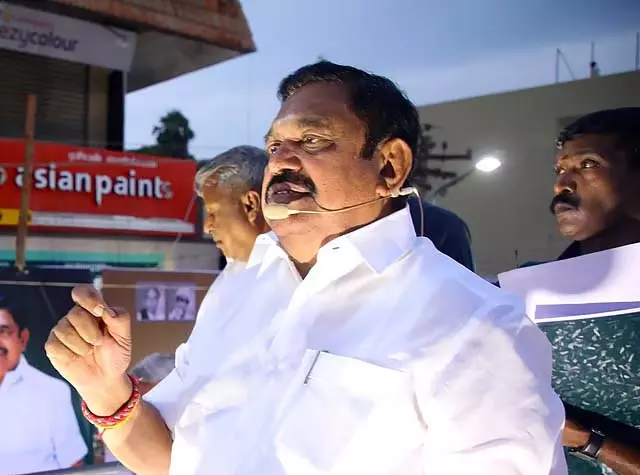 AIADMK जिला सचिवों की बैठक आज होगी AIADMK जिला सचिवों की बैठक आज होगी