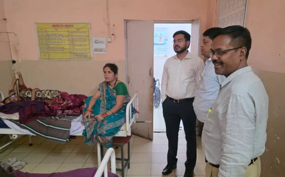 नर्स और डॉक्टर को नोटिस, सीईओ ने अनुपस्थित रहने पर कार्रवाई की नर्स और डॉक्टर को नोटिस, सीईओ ने अनुपस्थित रहने पर कार्रवाई की