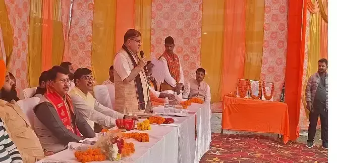 Kashipur: मंडल बूथ कार्यकर्ता सम्मेलन की शुरुआत, भाजपा ने भरी चुनावी हुंकार Kashipur: मंडल बूथ कार्यकर्ता सम्मेलन की शुरुआत, भाजपा ने भरी चुनावी हुंकार