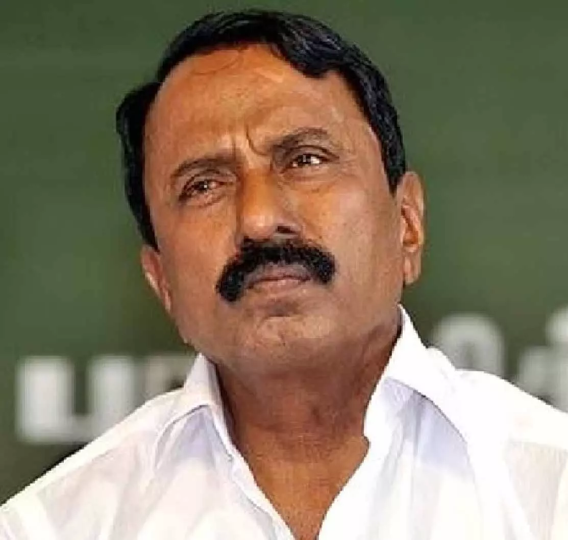 AIADMK चुनाव चिन्ह मामले की जांच में तेजी लाएं, सेनगोट्टैयन ने चुनाव आयोग से कहा AIADMK चुनाव चिन्ह मामले की जांच में तेजी लाएं, सेनगोट्टैयन ने चुनाव आयोग से कहा