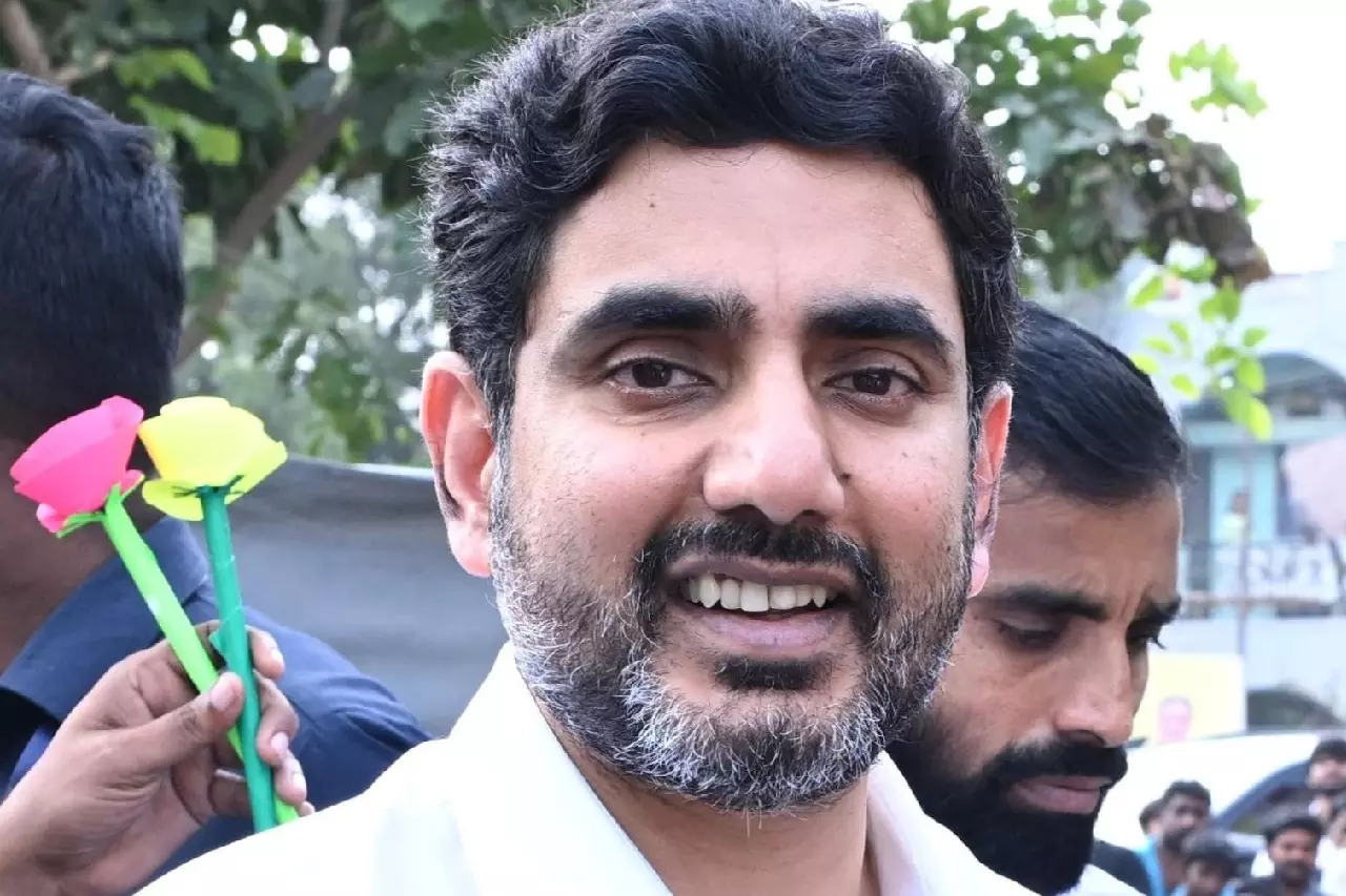 Nara Lokesh ने ममदानी की तारीफ की ‘राजनीति में नए युग का उदाहरण पेश किया’ Nara Lokesh ने ममदानी की तारीफ की ‘राजनीति में नए युग का उदाहरण पेश किया’