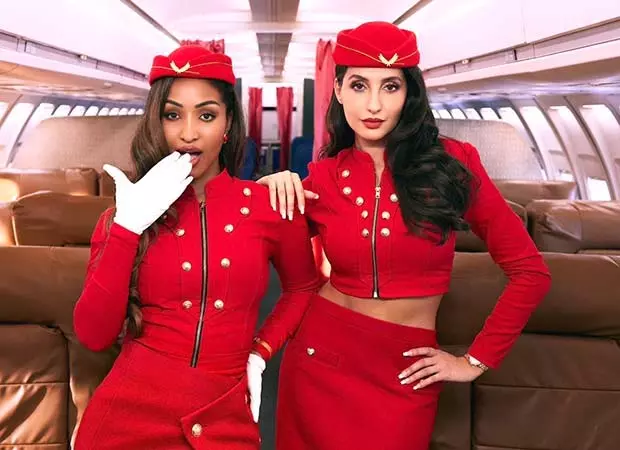 Nora Fatehi ने अपने ग्लोबल डेब्यू सिंगल के लिए शेनसीया के साथ सहयोग की घोषणा की Nora Fatehi ने अपने ग्लोबल डेब्यू सिंगल के लिए शेनसीया के साथ सहयोग की घोषणा की
