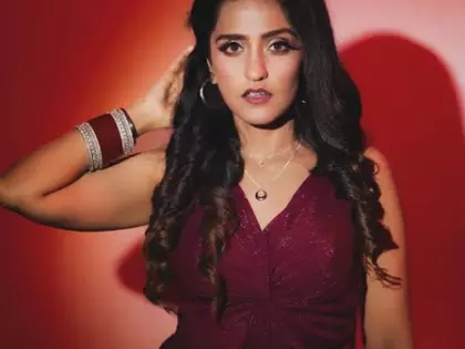 Asees Kaur: इश्क ए देसी को शुद्ध, अनफ़िल्टर्ड प्यार का साउंडट्रैक बताया Asees Kaur: इश्क ए देसी को शुद्ध, अनफ़िल्टर्ड प्यार का साउंडट्रैक बताया