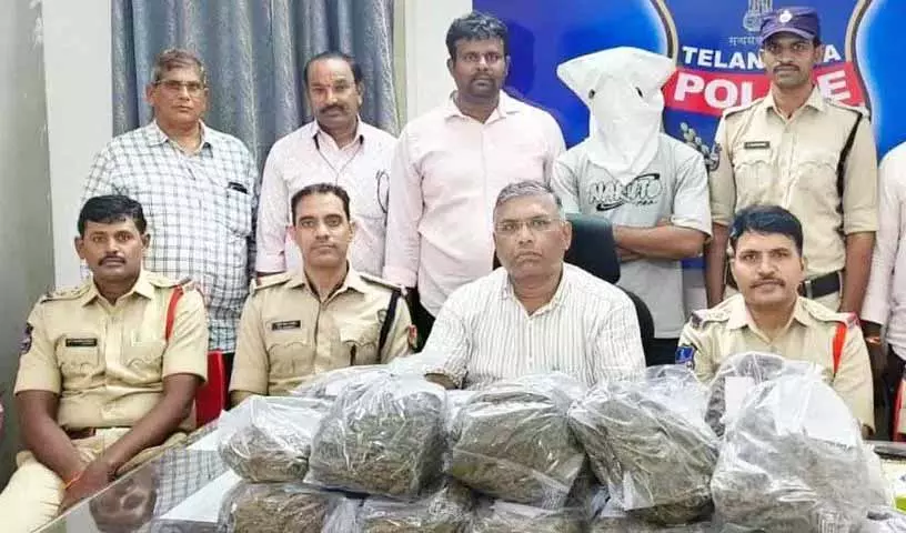 RPF सिकंदराबाद ने इस वर्ष ऑपरेशन नारकोस के तहत 5.79 करोड़ रुपये मूल्य के नशीले पदार्थ जब्त RPF सिकंदराबाद ने इस वर्ष ऑपरेशन नारकोस के तहत 5.79 करोड़ रुपये मूल्य के नशीले पदार्थ जब्त
