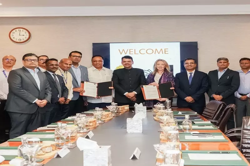 महाराष्ट्र स्टारलिंक के साथ साझेदारी करने वाला भारत का पहला राज्य बना: CM फडणवीस महाराष्ट्र स्टारलिंक के साथ साझेदारी करने वाला भारत का पहला राज्य बना: CM फडणवीस