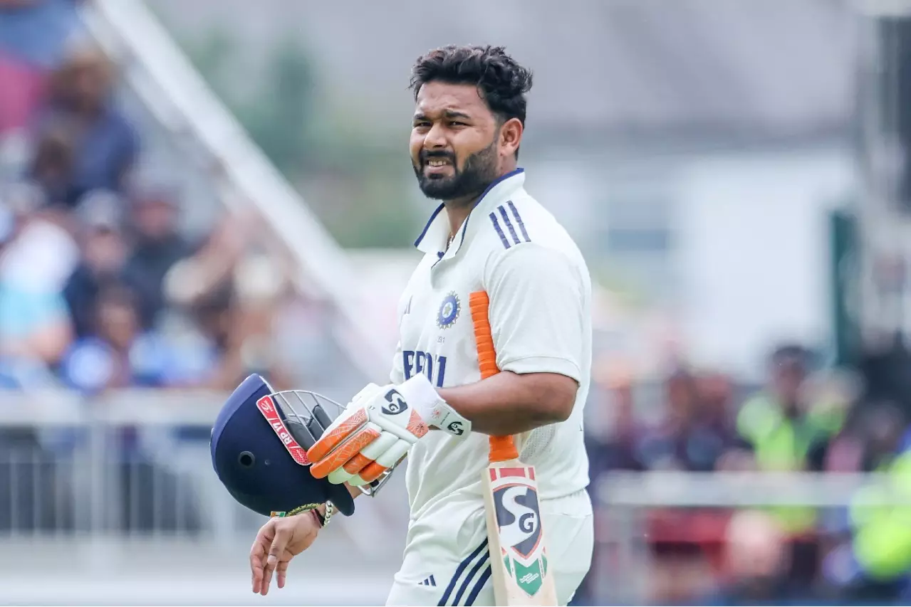 दक्षिण अफ्रीका के खिलाफ टेस्ट सीरीज के लिए ऋषभ पंत की भारतीय टीम में वापसी तय दक्षिण अफ्रीका के खिलाफ टेस्ट सीरीज के लिए ऋषभ पंत की भारतीय टीम में वापसी तय