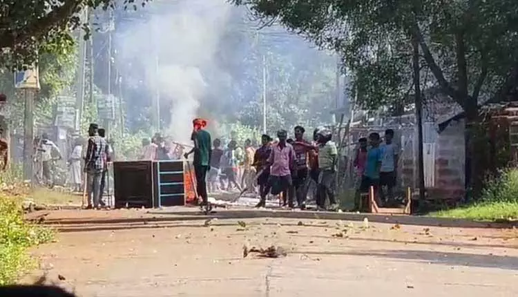 सीमा विवाद को लेकर खोरधा के ओस्तापुर और Kotpalla villages में झड़पें सीमा विवाद को लेकर खोरधा के ओस्तापुर और Kotpalla villages में झड़पें